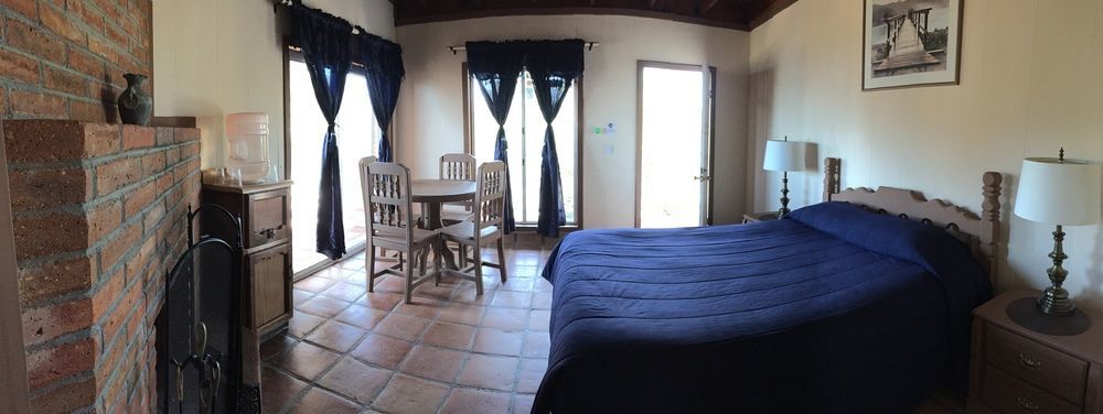 Old Mill Hotel San Quintin Luaran gambar