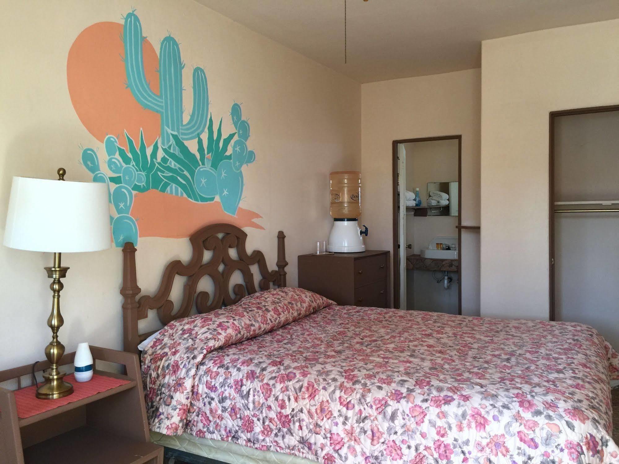 Old Mill Hotel San Quintin Luaran gambar