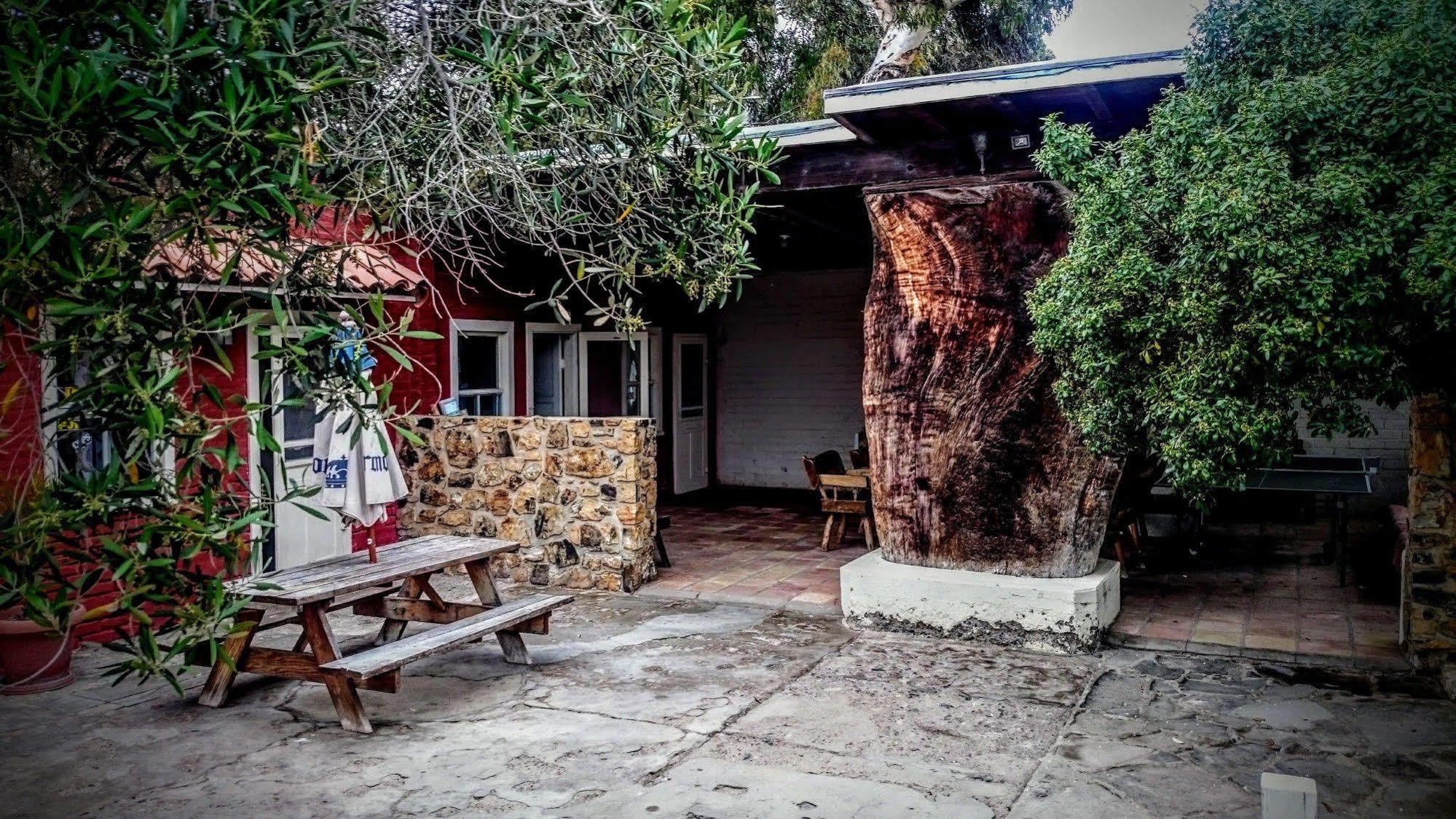Old Mill Hotel San Quintin Luaran gambar